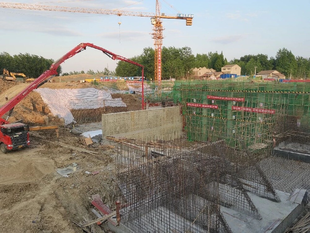 保进度 抓防汛——谢湾泵站建设稳步推进